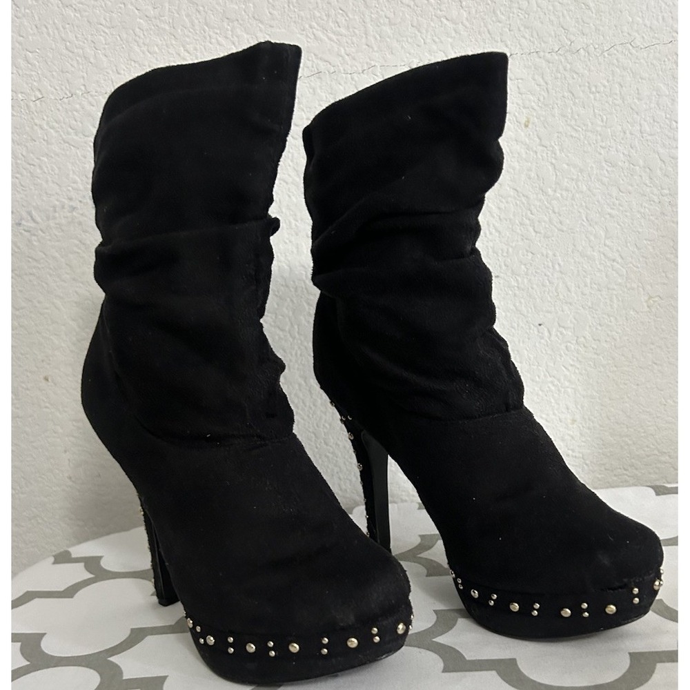 Fahrenheit Black with Gold Studs Stiletto Heel Boots Faux Suede Women's Size 8
